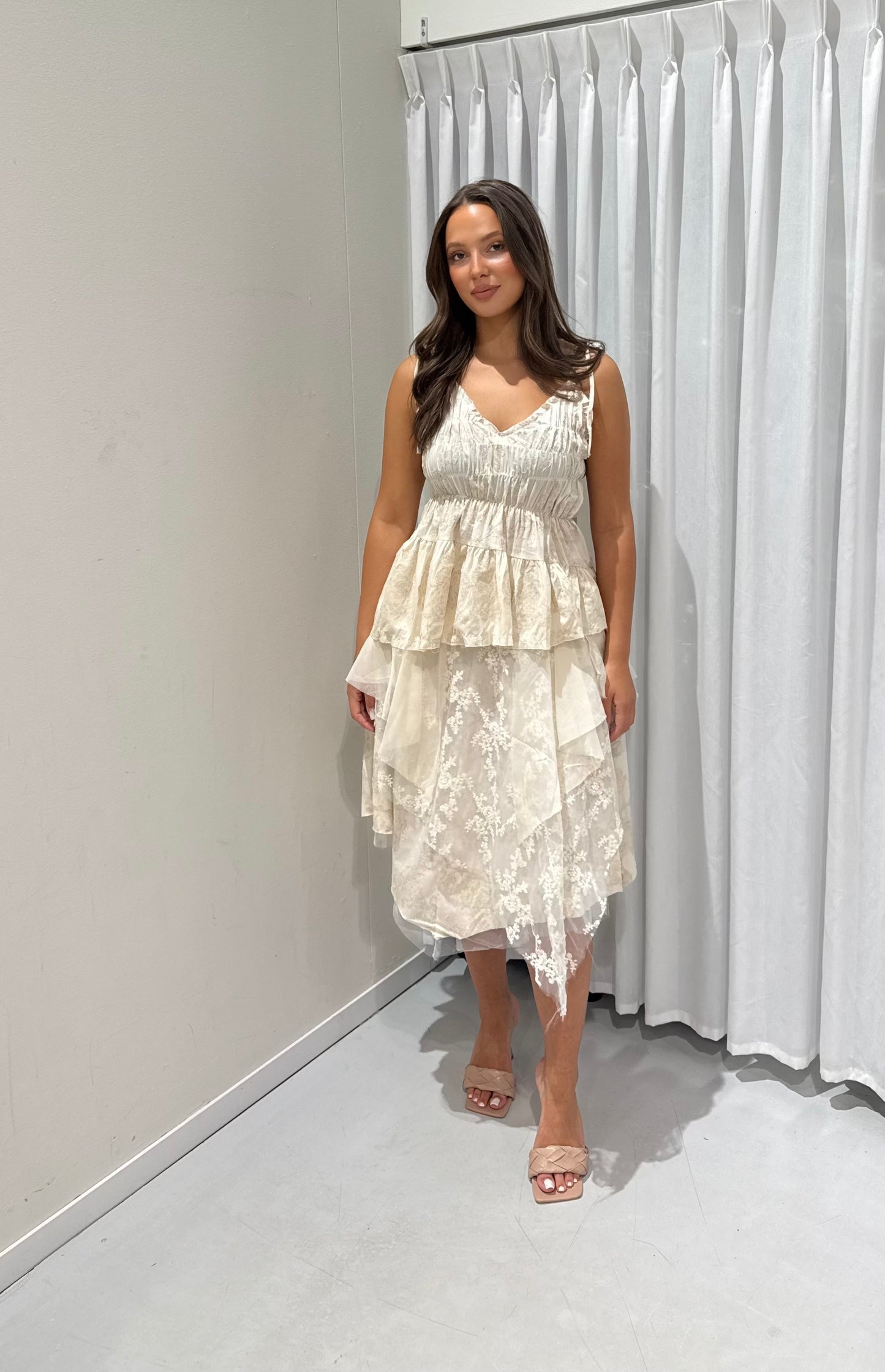 Finn 2 piece set beige