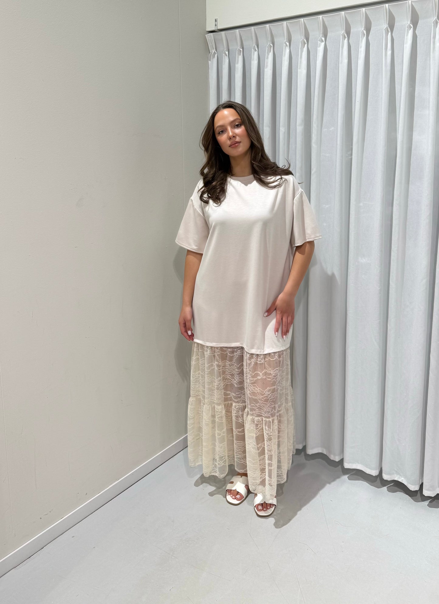 Noewe dress beige