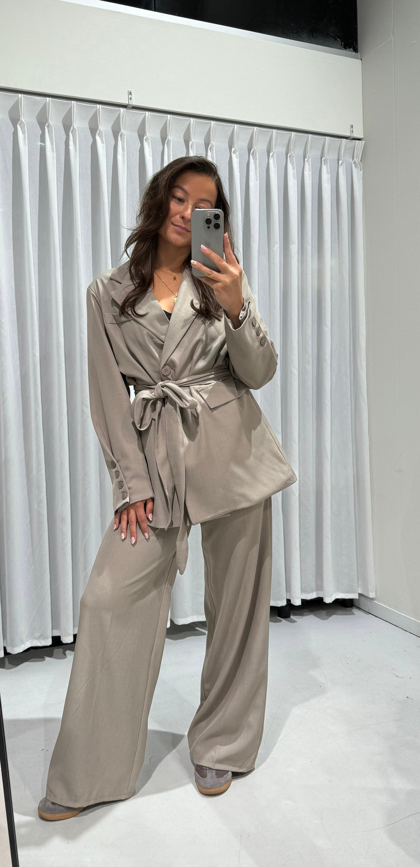 Damla 2-piece set taupe