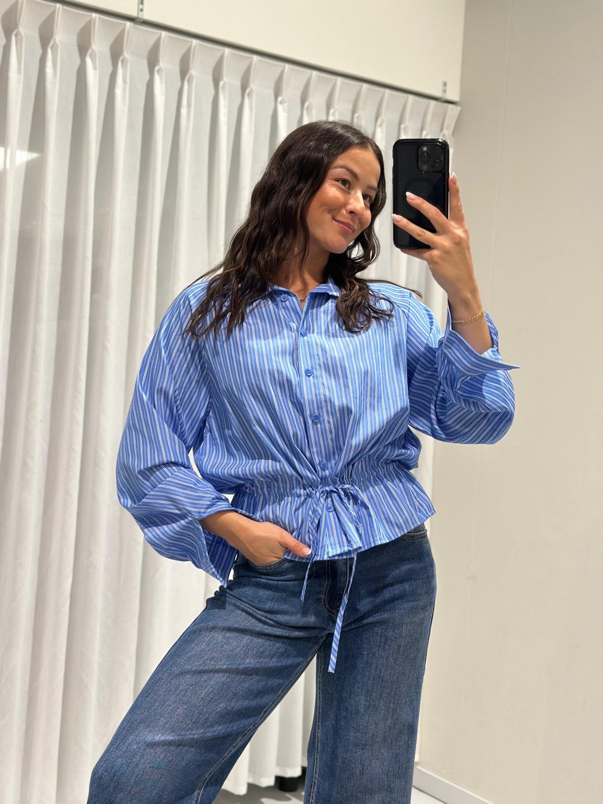 Lisa blouse blue