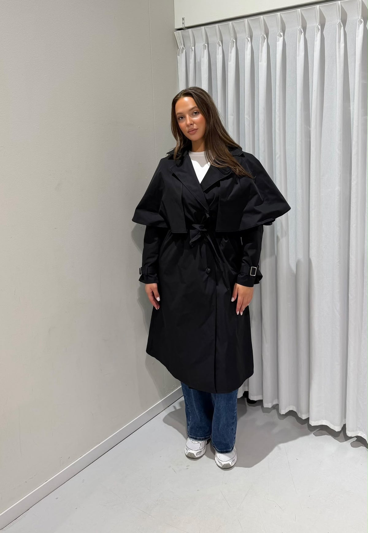 Mila trench coat black