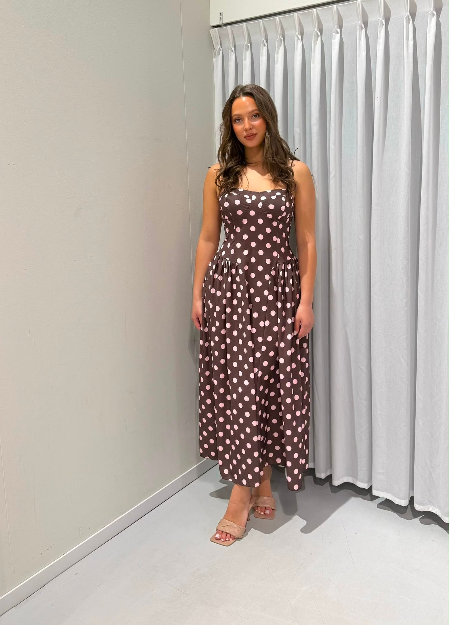Taylor dress brown